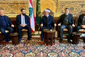 الرئيس عون يستقبل وفد مهرجان “الزمن الجميل”: تكريم عمالقة الفن واجب وطني