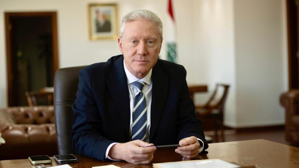 رجي من القاهرة: “سياسة الحكومة اللبنانية ترتكز على فرض سيادتها وحصر السلاح بيدها”.