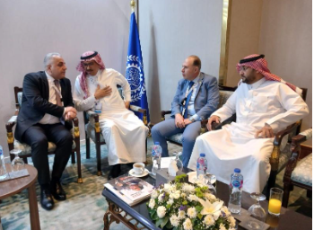 كركي: يلتقي رئيس اللجان العمالية في السعودية