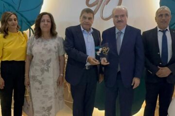 اشاد بتحوّلها “من مؤسسة كانت تخسر إلى مؤسسة رابحة تدرّ أموالاً على الخزينة” جابر تفقّد جناح “الريجي” في معرض “صُنع في لبنان”: أمام الصناعة اللبنانية اليوم فرصة ممتازة
