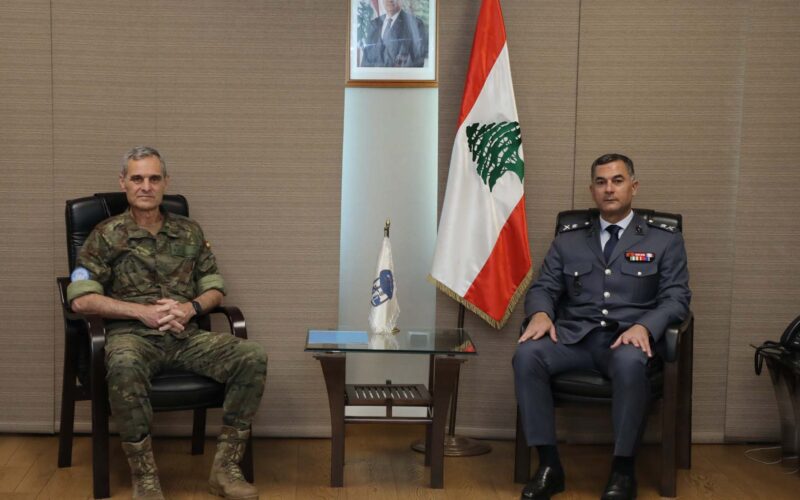 اللواء عبدالله استقبل قائد قوّة الأمم المتّحدة المؤقتة في لبنان اللواء عبدالله استقبل قائد قوّة الأمم المتّحدة المؤقتة في لبنان