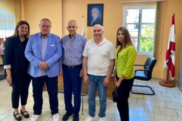 د. خالد مراد يستقبل الأستاذ وهيب سيقلي صاحب مدرسة غاردن سيتي