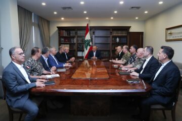 الرئيس عون ترأس اجتماعا ضم وزراء الدفاع والداخلية والأشغال وقادة الاجهزة الامنية لمتابعة التطورات نتيجة المواجهات الإيرانية الاسرائيلية