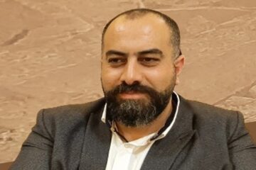 عميد العمل في “القومي” سلطان العريضي:  قرار الحكومة بفرض ضريبة إضافية على المشتقات النفطية مستغرَب ومستهجَن ويفاقم حدة الأزمة الاجتماعية والاقتصادية